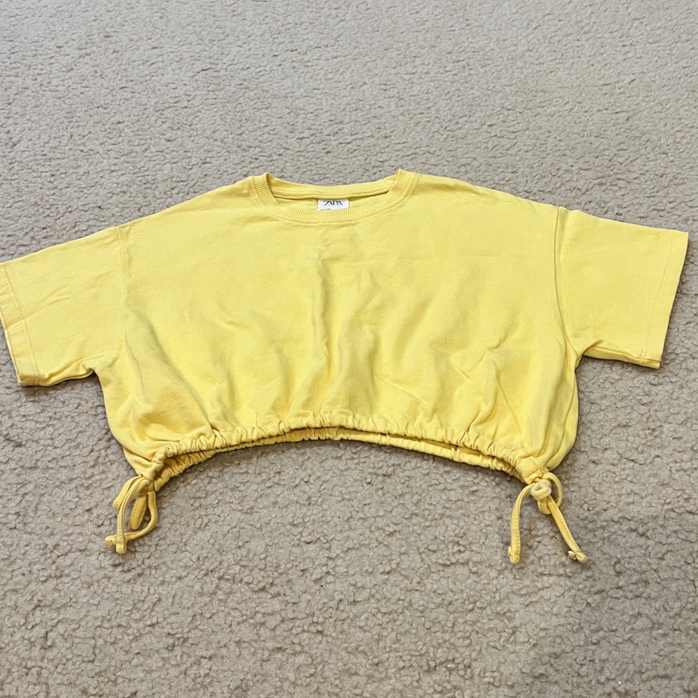 Zara 💛 yellow cropped top for 7/8 but tag is 10